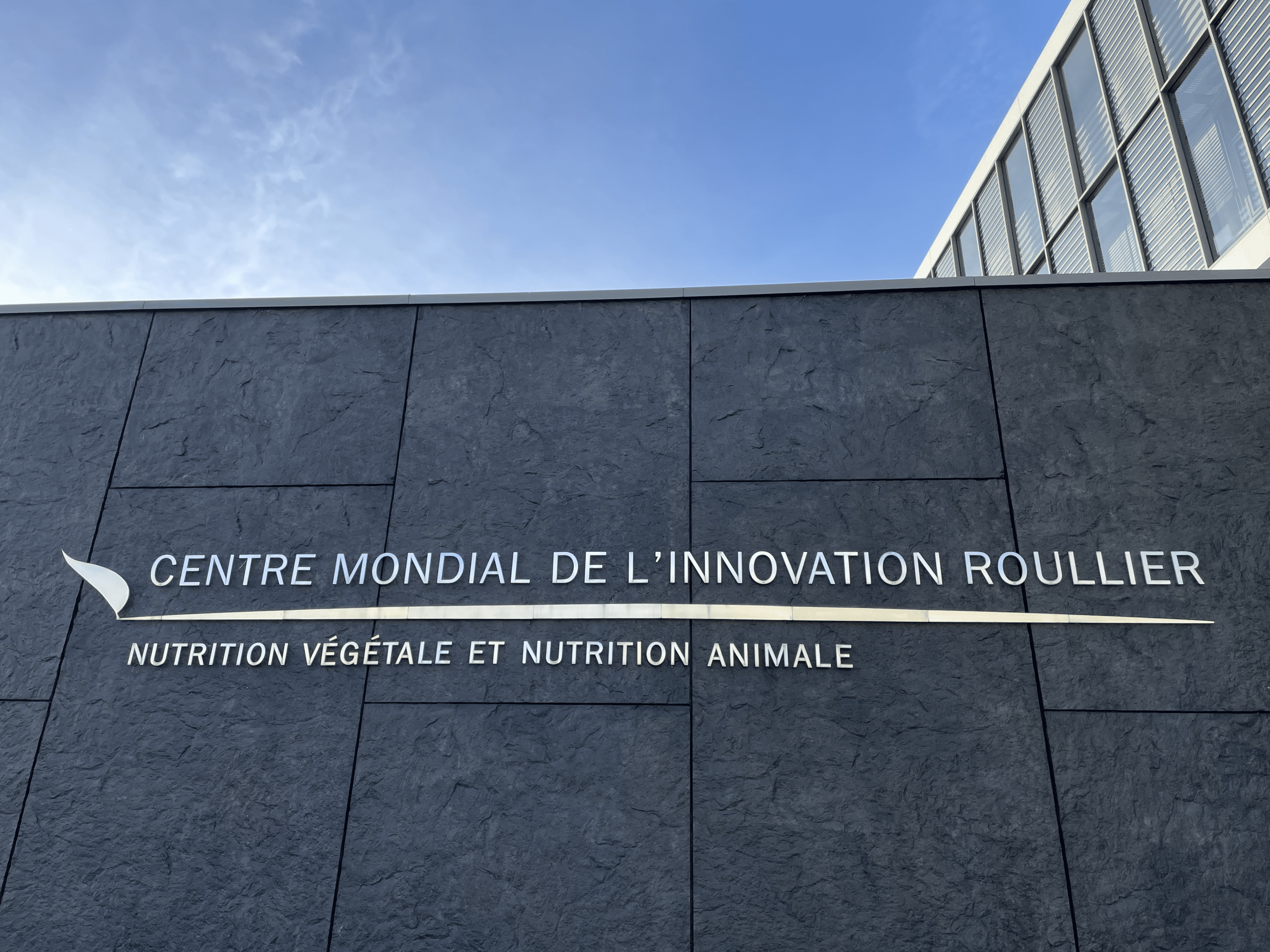 tah december borítókép